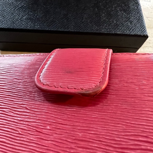 Prada Folded Wallet Saffiano Leather in Peonia (Fuchsia Pink) - Picture 8 of 9